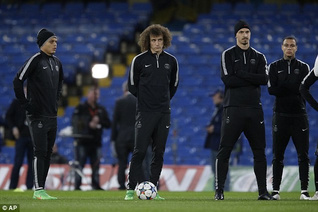 Mourinho: "PSG là đội bóng bẩn nhất tôi từng thấy" ảnh 1