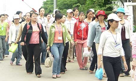 Tăng lương = tăng thất nghiệp? ảnh 1