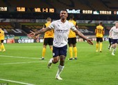 Thắng tưng bừng trên sân Wolves, Man. City khởi đầu ấn tượng