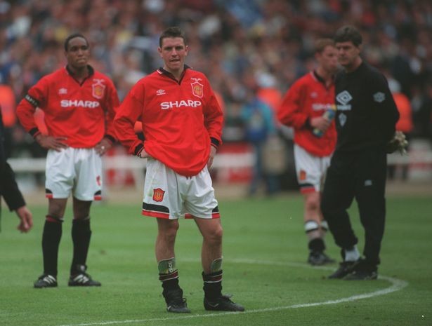 5 lần Sir Alex Ferguson 'sấy tóc' sao MU: Màn trả đũa chết cười ảnh 5