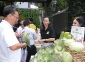 Heo rừng, gà… nuôi kiểu Mỹ ra chợ tết Việt