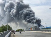 Nhà Bè: Cháy lớn tại công ty thực phẩm rộng hàng ngàn m2