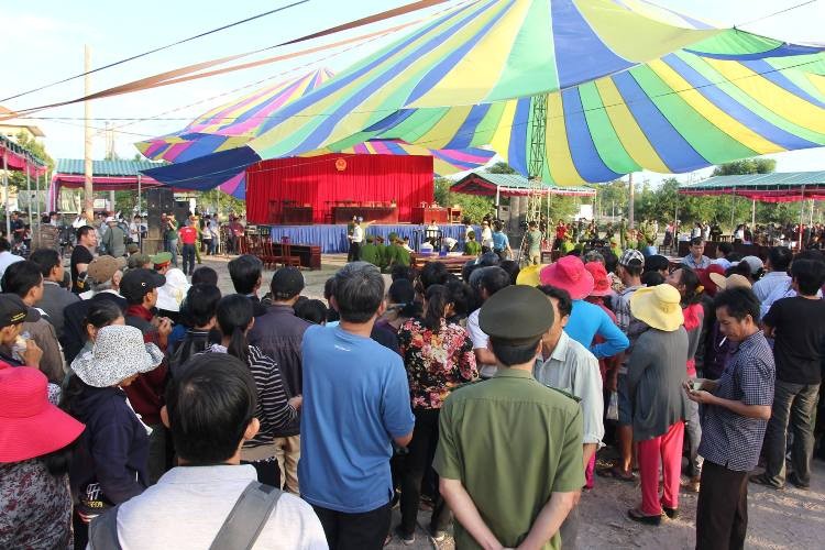 Xử vụ thảm sát Bình Phước: Dương, Tiến lãnh án tử, Thoại 16 năm tù ảnh 29